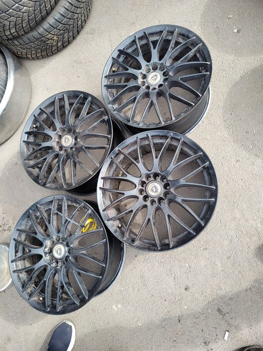 Jante pe 18 5*108 și 5*114,3