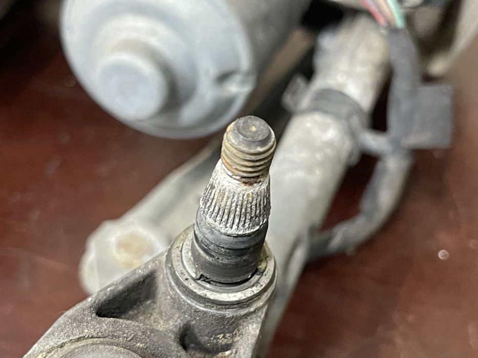 Моторчета за предни чистачки за Vw Touaran