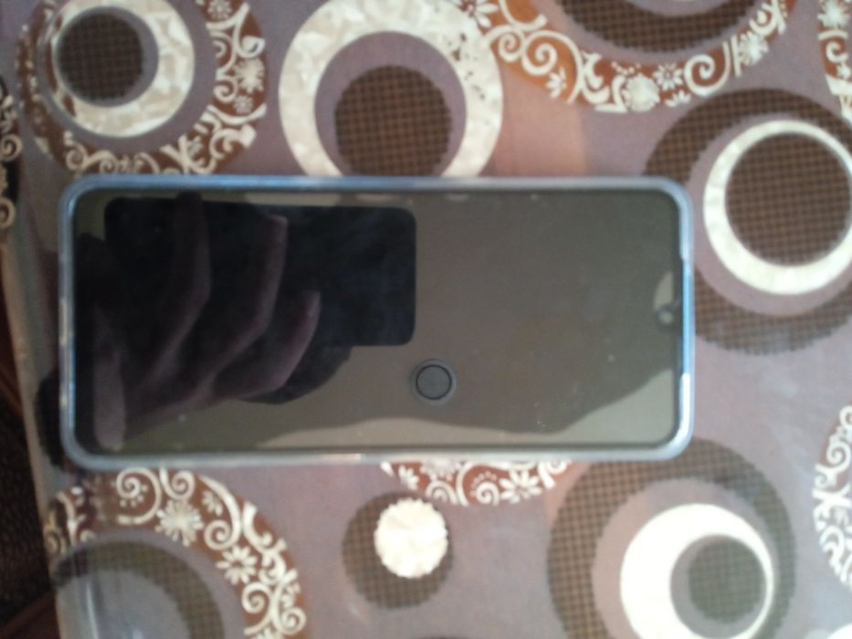 Продам телефон redmi a5