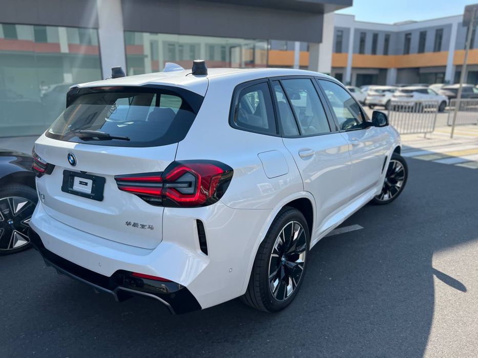 Bmw ix3 в наличии с гарантией