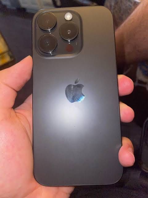 iPhone 16 Pro 129 gb 100% батерия