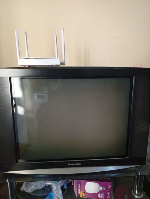 Xoldilnik  televizorla sotiladi Srochna