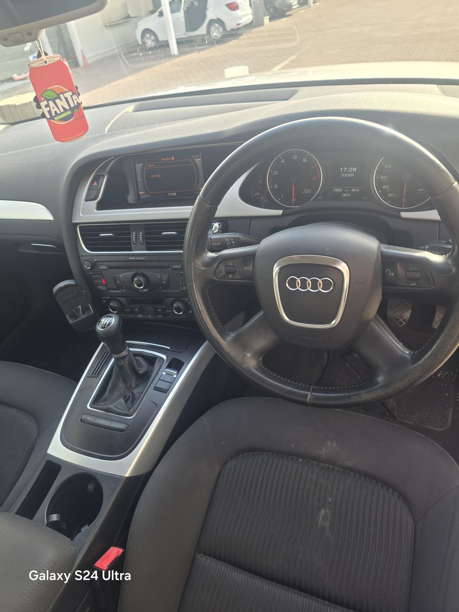 Dezmembrez Audi A4 B8 2.0 tdi CAG SI1.8 TFSI