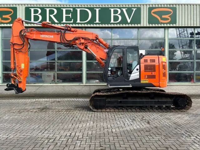 Hitachi ZX 225USLC-5B Excavator hitachi 25 de tone
