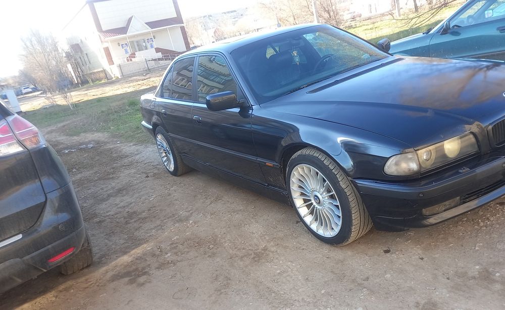 Продам колеса от бмв r18