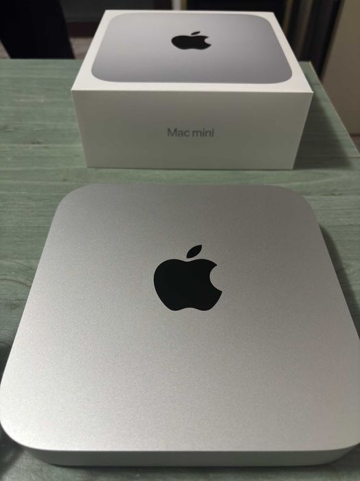 Mac mini M2 (8GB RAM / 256GB SSD)