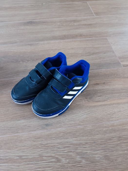 Pantofi sport Addidas mărimea 31