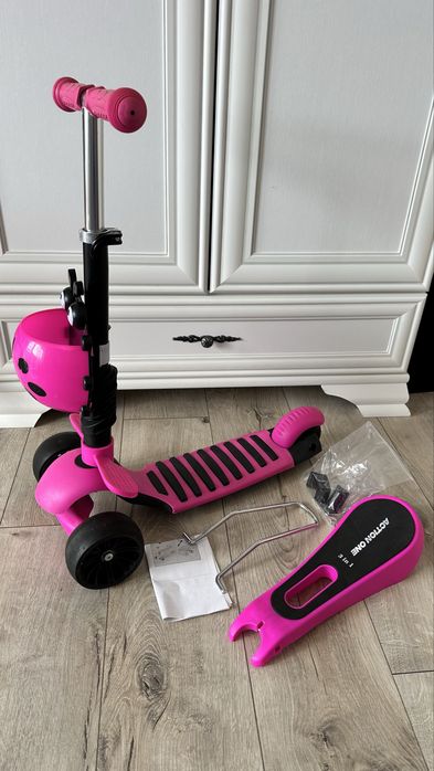 Trotineta Action One Smart 3 IN 1 cu roti luminoase roz