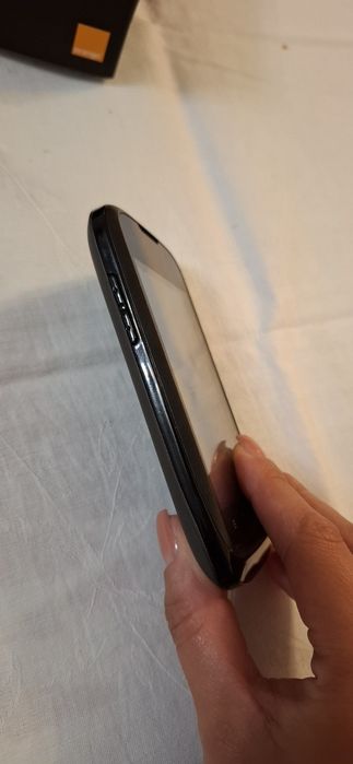 Telefon mobil zali orange