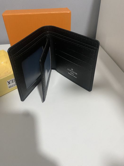 Louis Vuitton портфейл