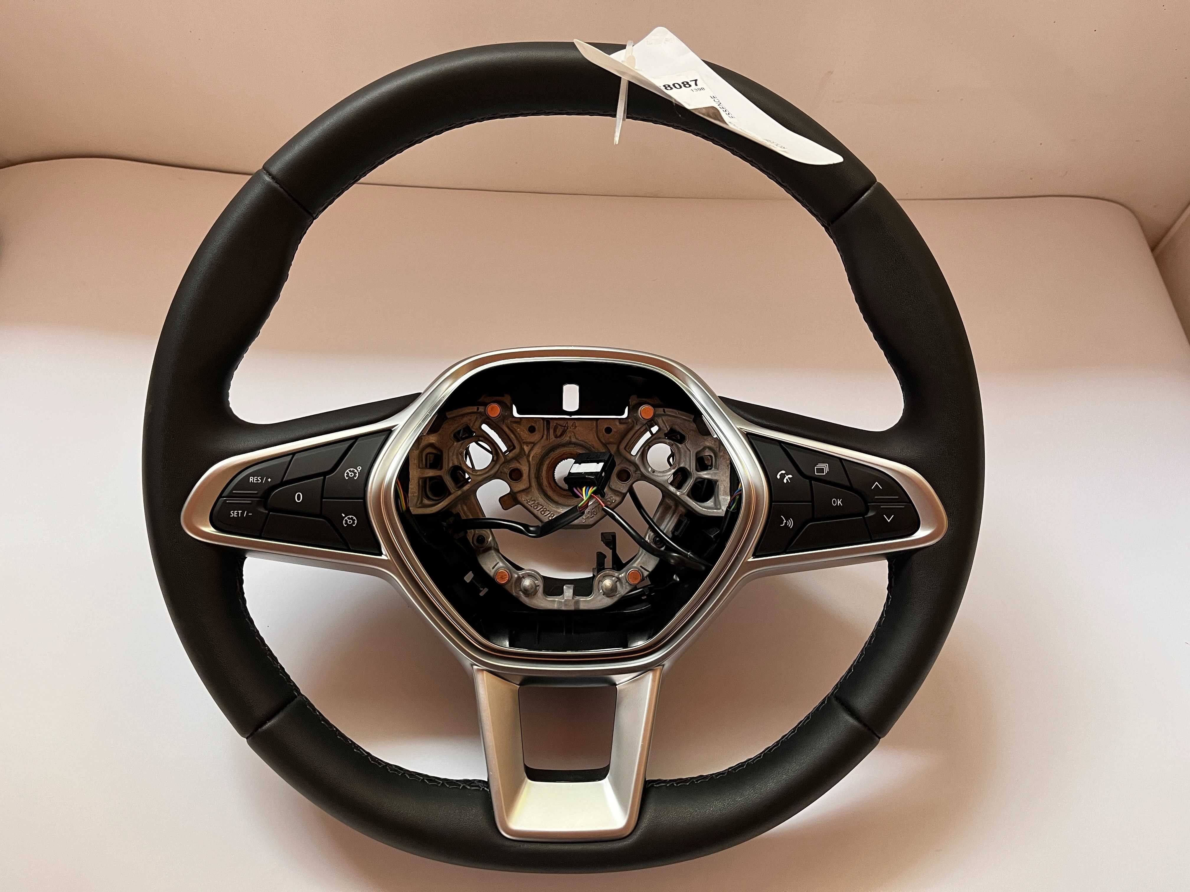 Оригинални кожени Мулти волани Renault Clio Рено Клио reno clio