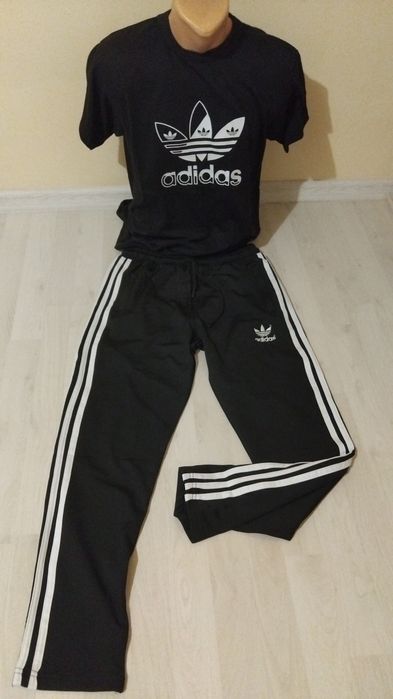 Compleuri băieți Adidas ieftine.