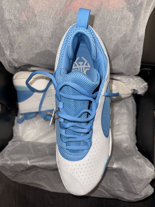 Баскетболни обувки Adidas D.O.N. # 5 "Crystal White" - размер 48 2/3