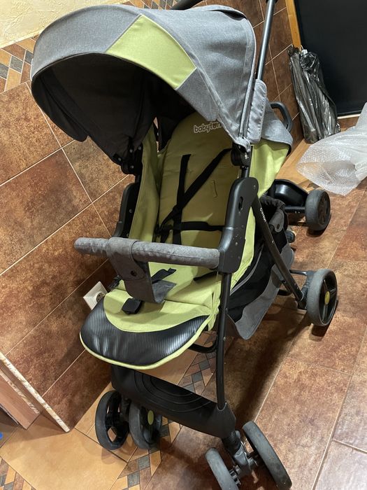 Коляска прогулочная