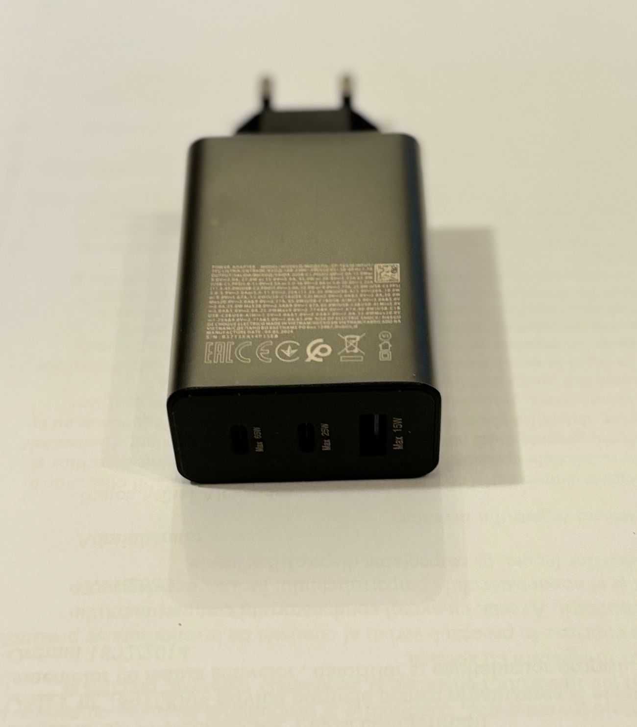 Incarcator 65W Trio Negru Cu cablu Usb C inclus - Nou