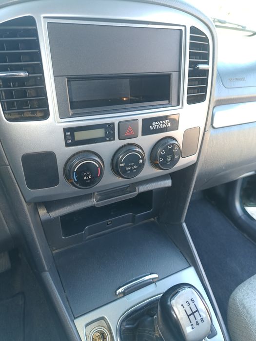 Suzuky grand Vitara 4*4  1.6 benzina 2005