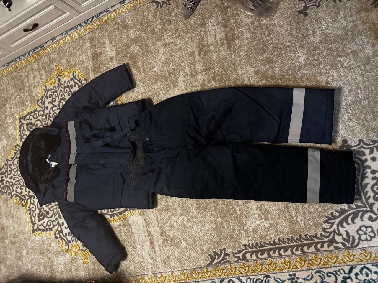 Продам спецодежду зимнюю