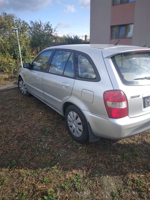 Dezmembrez Mazda 323f