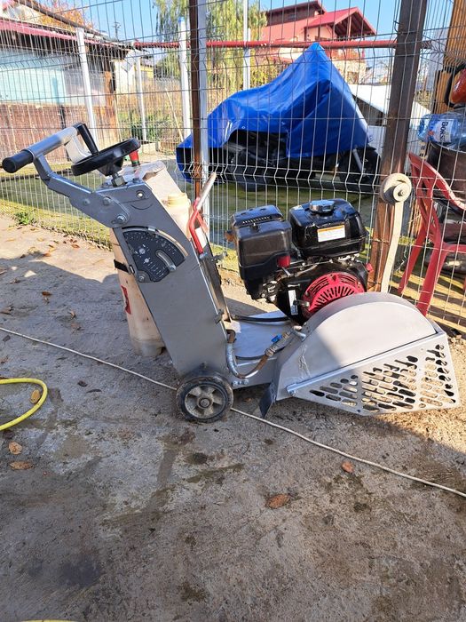 Masina de Tăiat Asfalt Husqvarna 2022