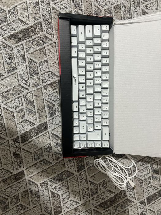 Светеща клавиатура