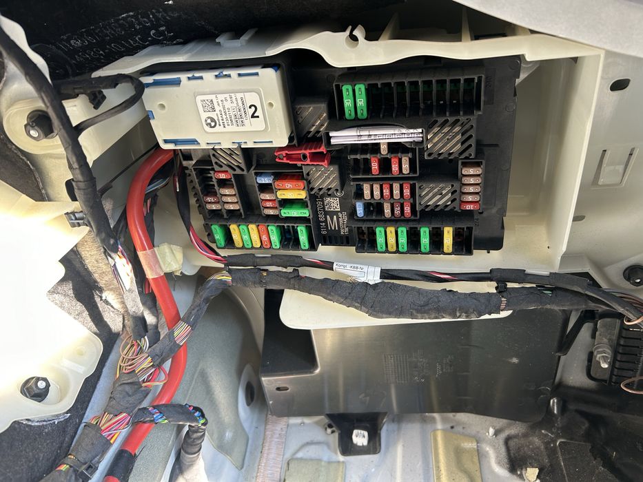 Panou siguranțe portbagaj BMW G30 2017