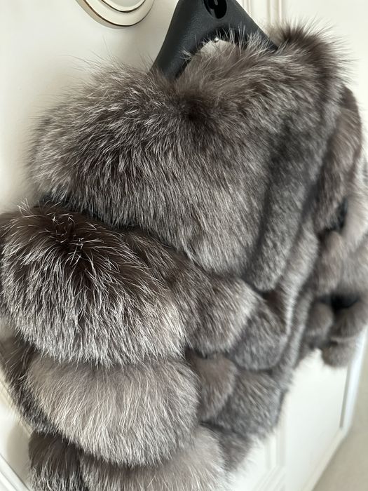 Haină din blană naturală de vulpe gri