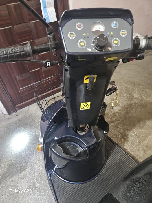 Scooter electric wz Goliath 15km/h 3 roti pt persoane cu mobilitate re