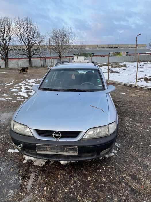 Opel Vectra 2.0 101 кс на части