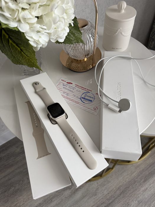 Продам aplle watch series 8 41 mm