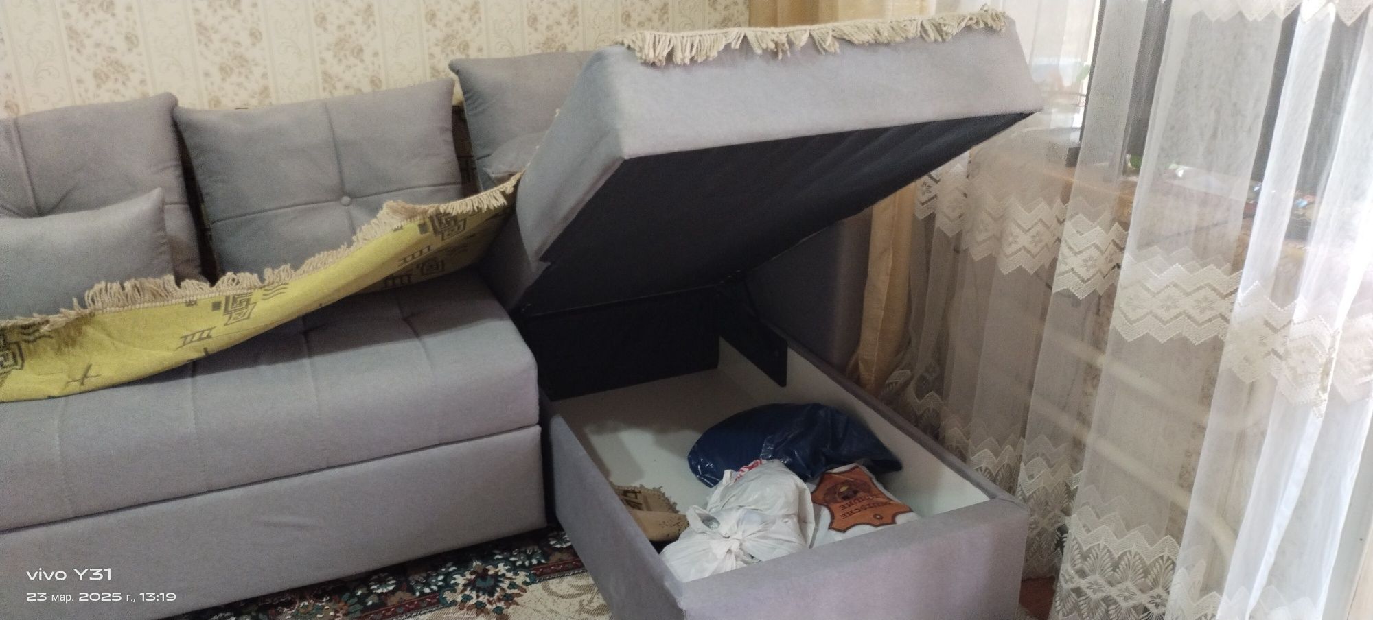Срочно продам диван уголок