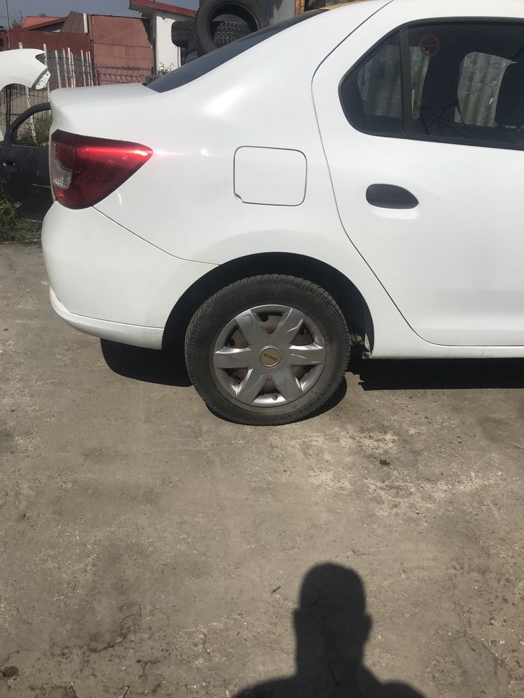 Aripa dreapta spate dacia logon 2