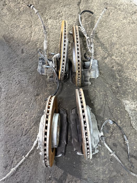 Спирачни апарати / дискове / накладки brembo 345 mm audi A7/A6 /Q5