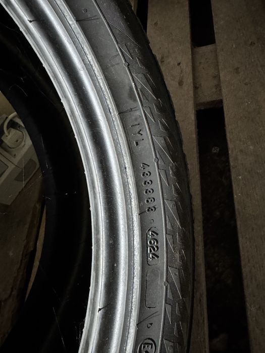 Vand anvelopa Nokian Snowproof 2 235 45 R20