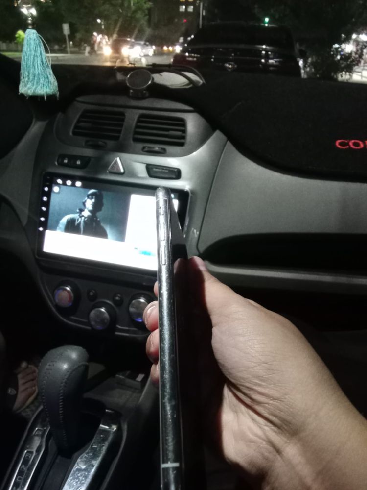 Продается iPhone X 64 GB