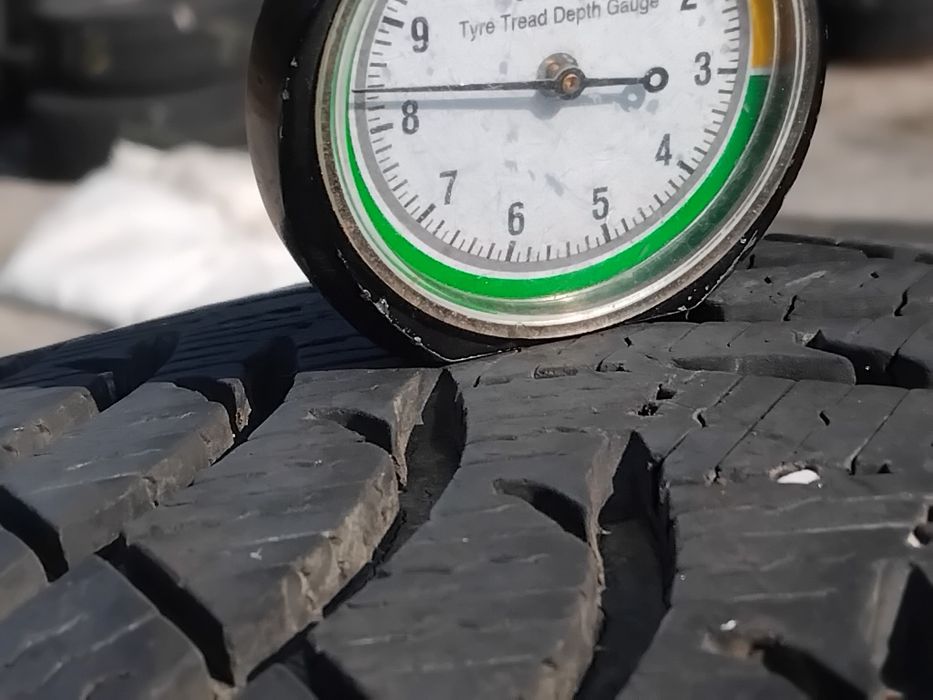 Гуми 205 60 16 Мишелин Michelin 4 броя. Нов внос. Не са нови!