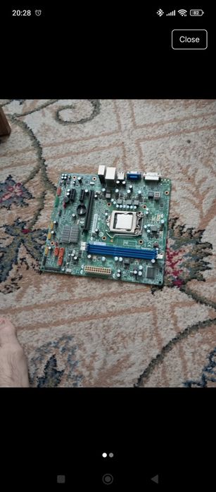 Vând placa de baza cu procesor i3 frecventa 3.3