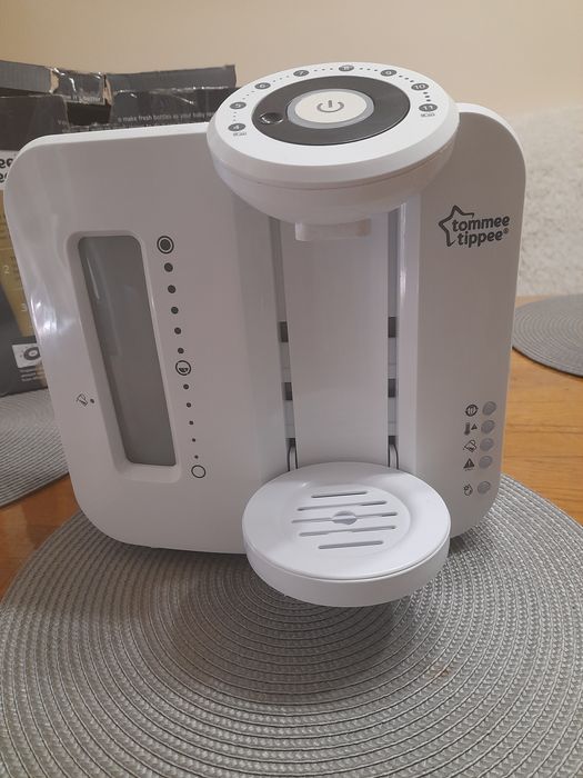 Aparat pentru pregatirea laptelui praf Tommee Tippee