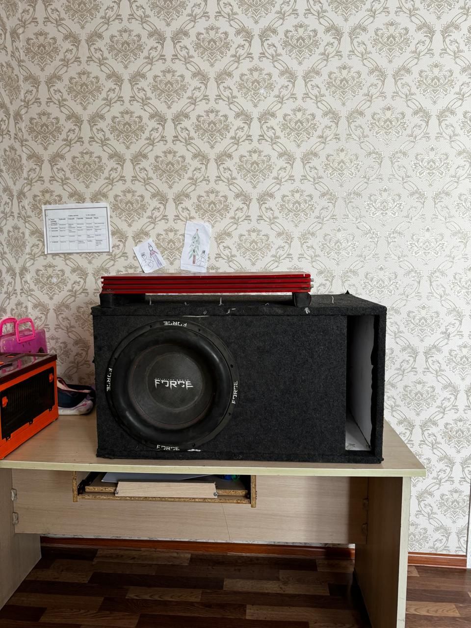 Продам сабвуфер Force усилитель Ural sound 1.4000w