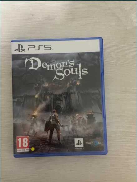 Demon's Souls pentru ps5(negociabil)