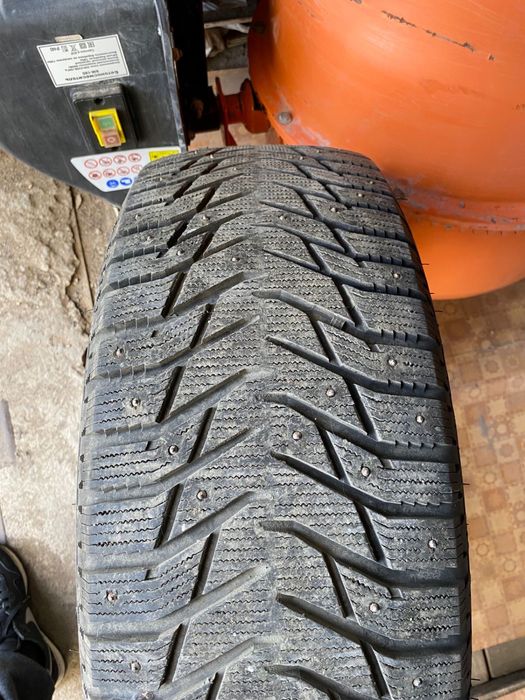 Шина зимняя Sailun Ice Blazer WST3 275/70 R16 (шипованная)