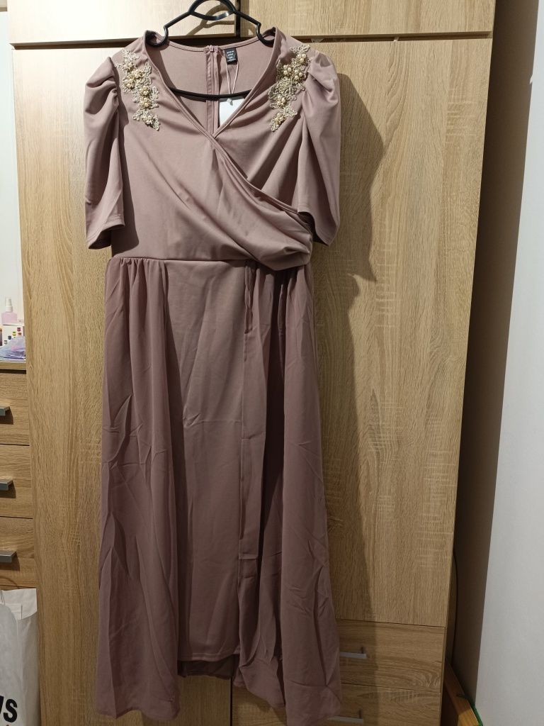 Rochie nouă,  1XL