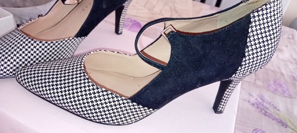 Официални обувки