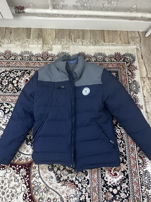 Куртка Adidas новый