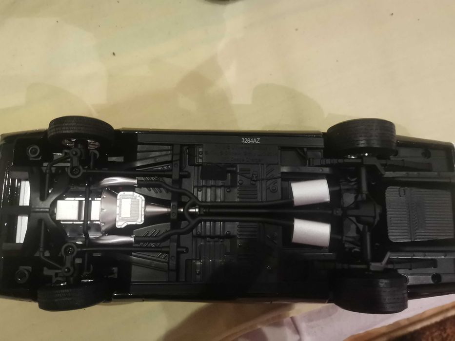 1:18 Hot wheels elite dodge charger