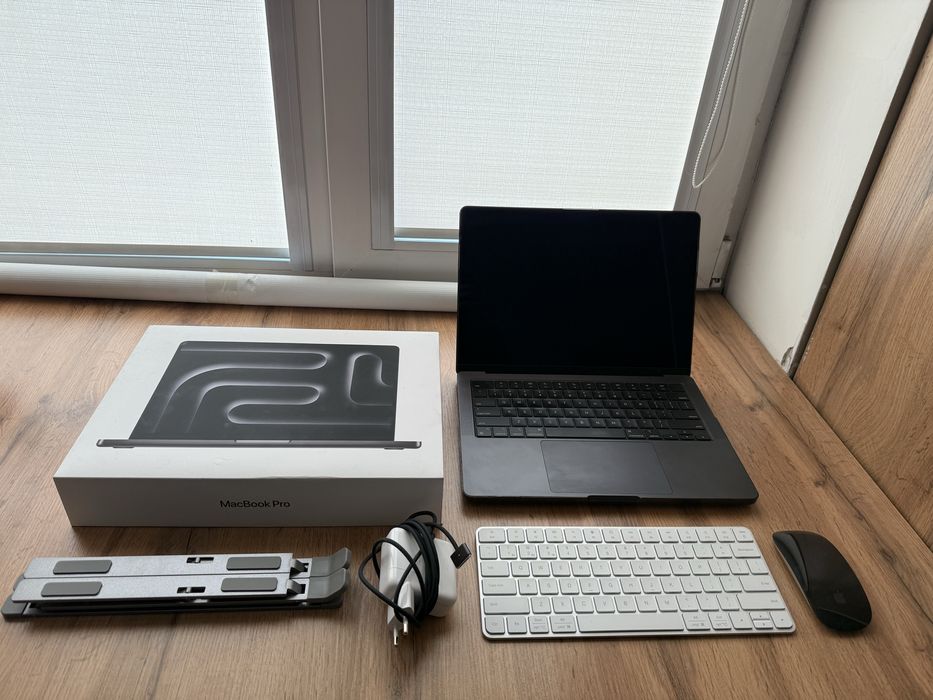 MacBook M3 Pro 2023 года 14.2" / 18 Гб / SSD 512 Гб
