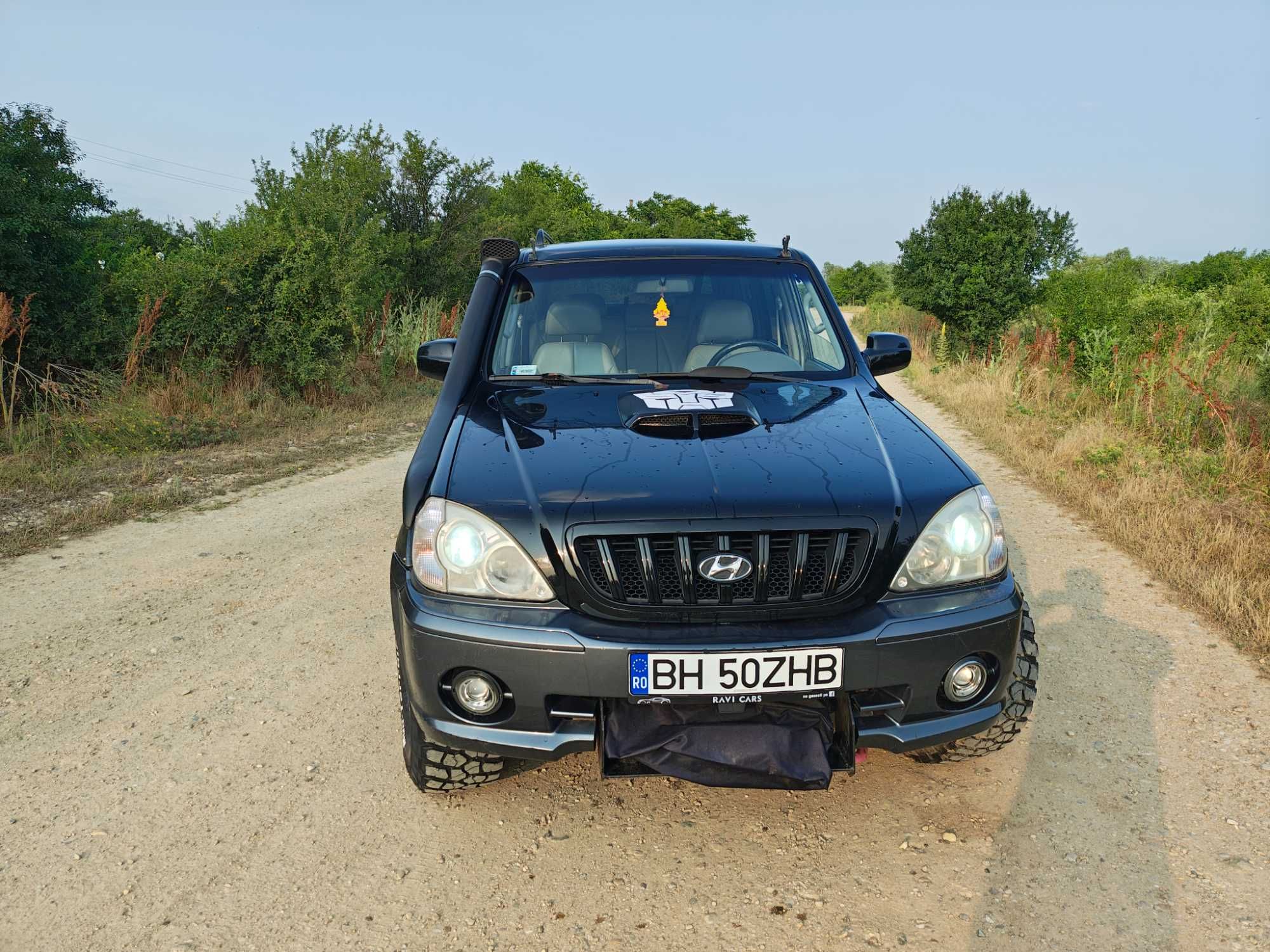 Vand Hyundai Terracan Edition overlander accept schimb cu moto