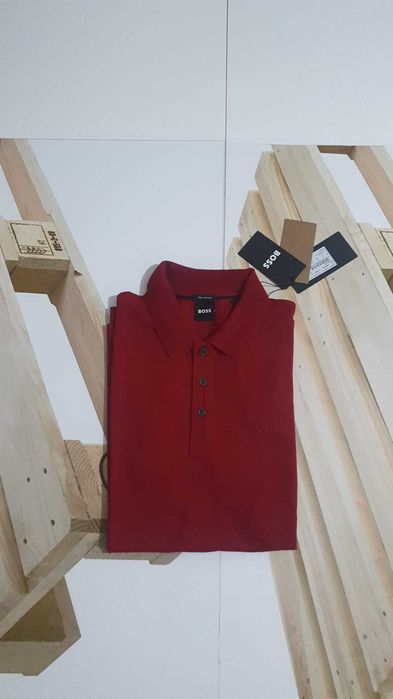 Vand tricou Hugo Boss masura S original nou cu eticheta