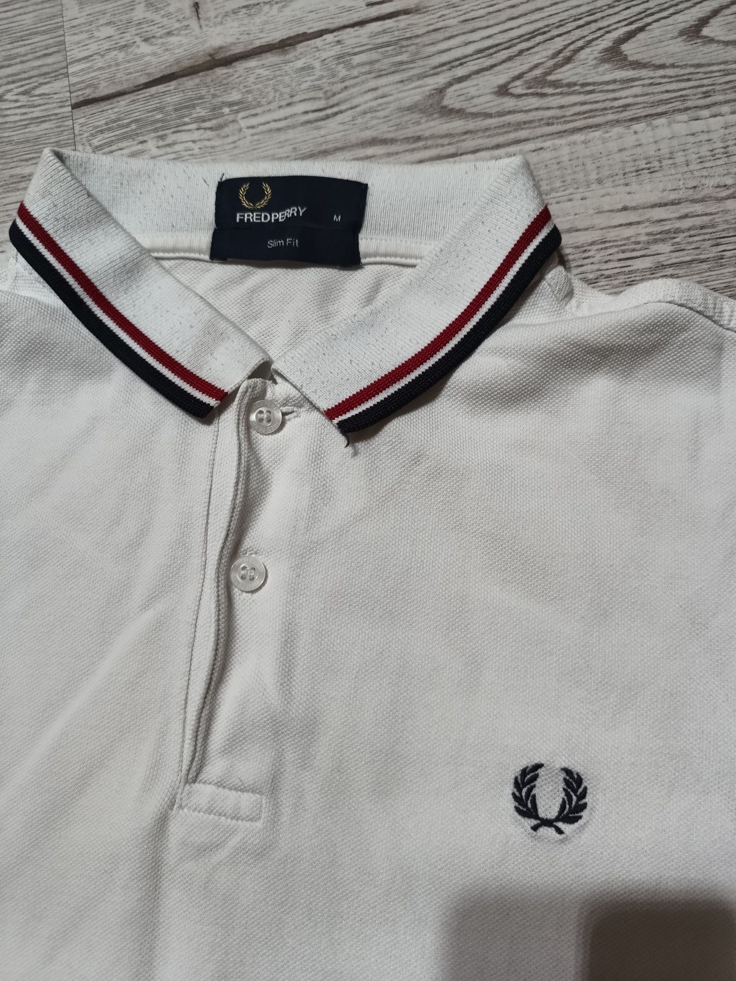 Vând tricouri originale,Fred Perry,Mckenzie...