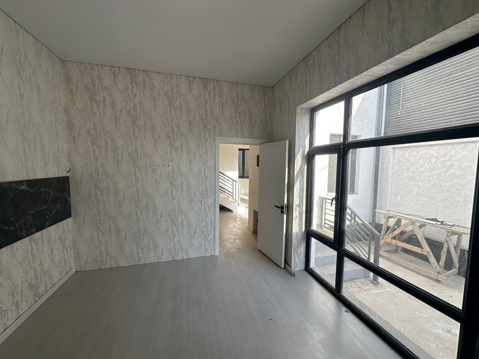 Срочно сотилади участка сергелидан 6.7 км узокликда 1.5соту 5хона хали