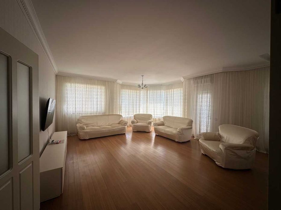 Двустаен имот в Бояна